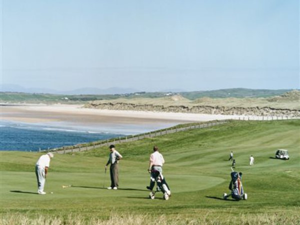 An image labelled Golfcourse