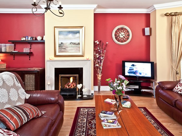 An image labelled Living room