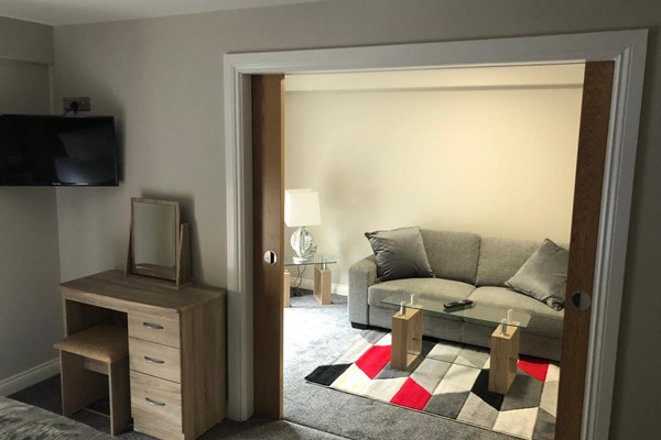 An image labelled Suite Room