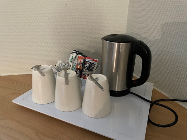 An image labelled Coffee/tea facilities