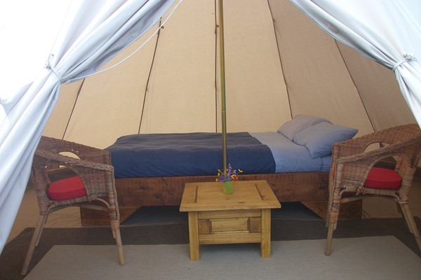 An image labelled Tente Teepee