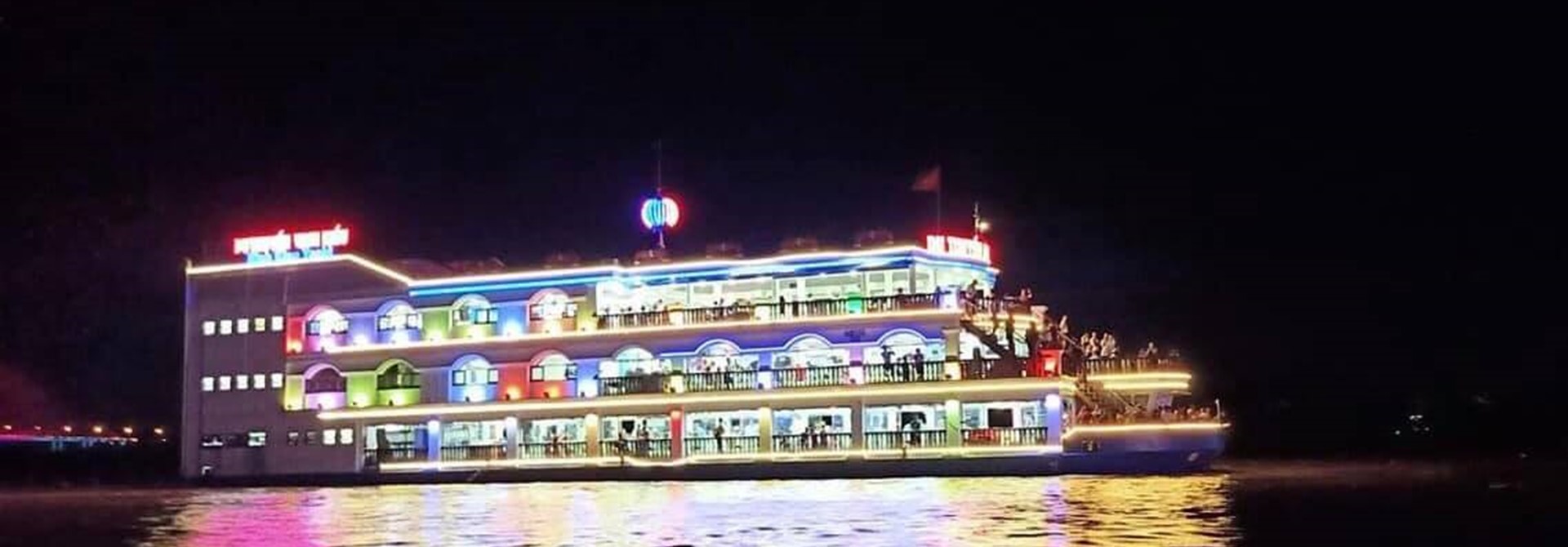 CRUISE - Ninh Kieu Riverside Hotel