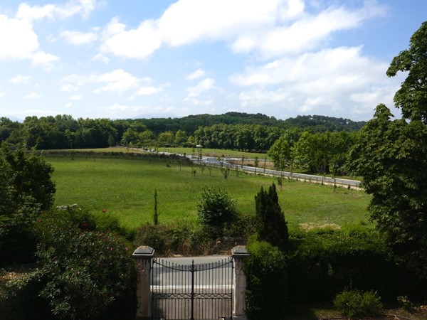 An image labelled Garden view