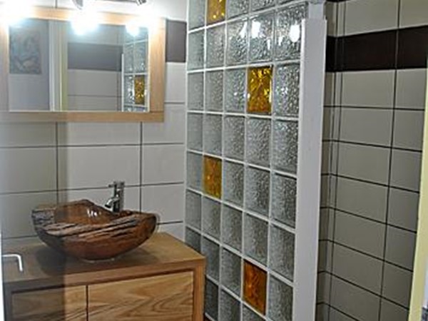 An image labelled Salle de bains