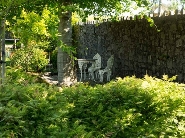 An image labelled Jardin
