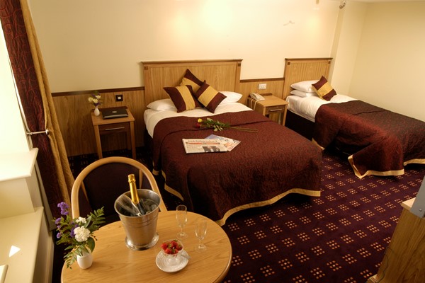 An image labelled Twin Room