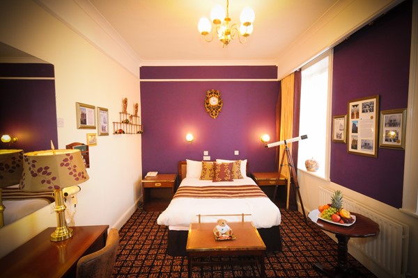 An image labelled Suite Room