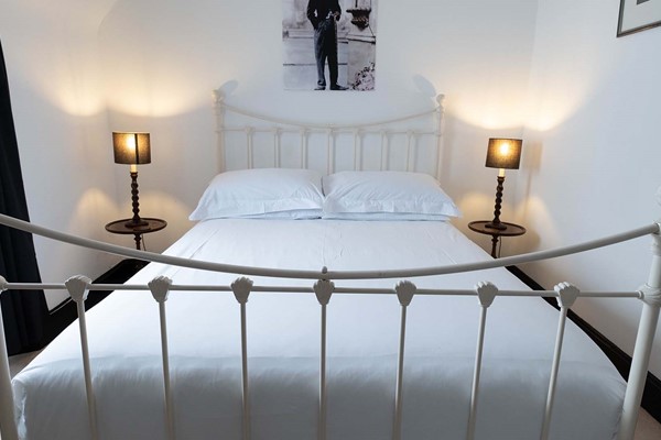 An image labelled Chambre Standard Double (No Pets) 