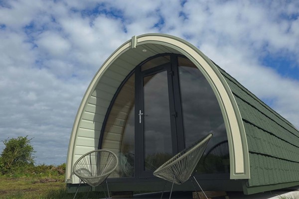 An image labelled Glamping Pod (Sleeps 5)